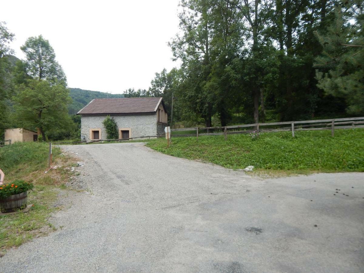 Les Chalets De Montorgueil Saurat Екстер'єр фото